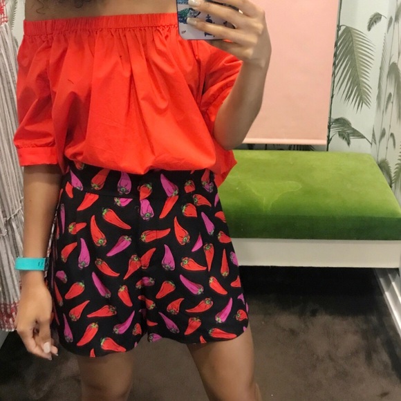 Sold🛑 Kate Spade Haute Stuff Fluid Silk Short 12 - Picture 2 of 8
